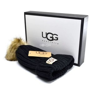UGG Cap Black